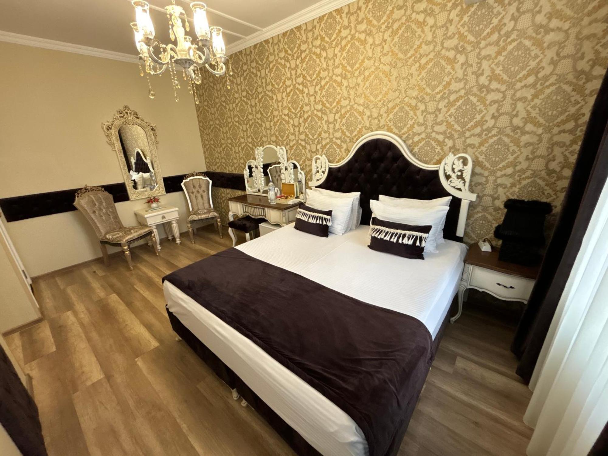 Otantik Shumen Hotel Exterior photo