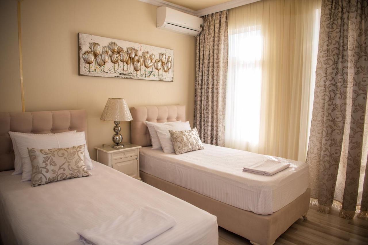 Otantik Shumen Hotel Exterior photo